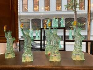 What to buy in New York! Your top New York Souvenirs Shopping List!