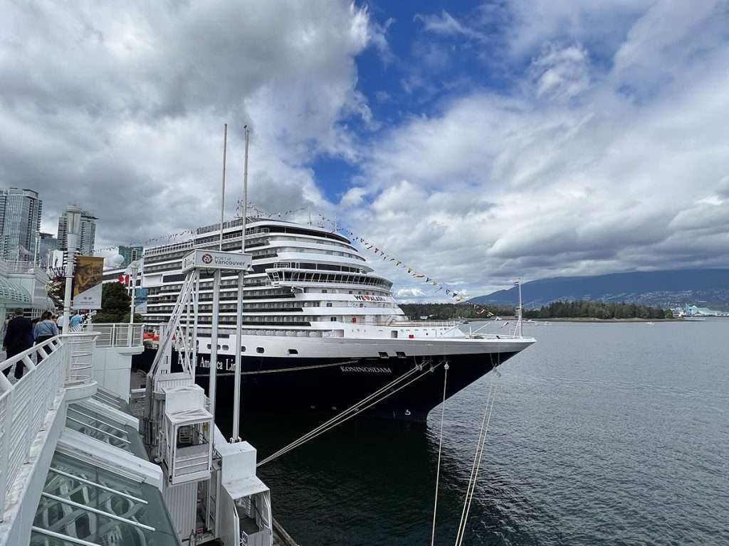 Canada Place - Cruise Ship Parking Vancouver
