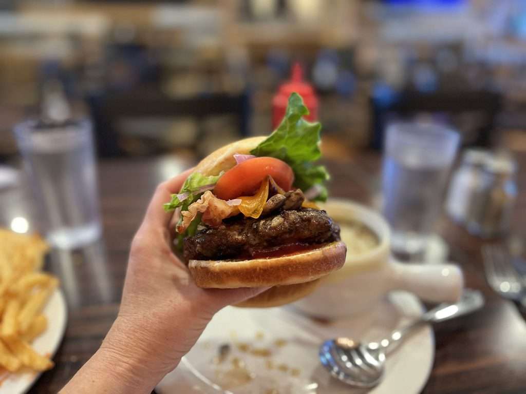 Radium - Burger from Horsethief Pub