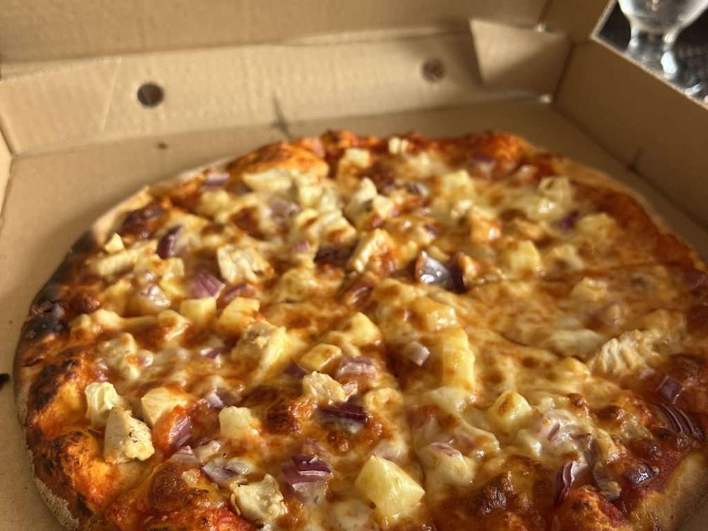 castaway pizza