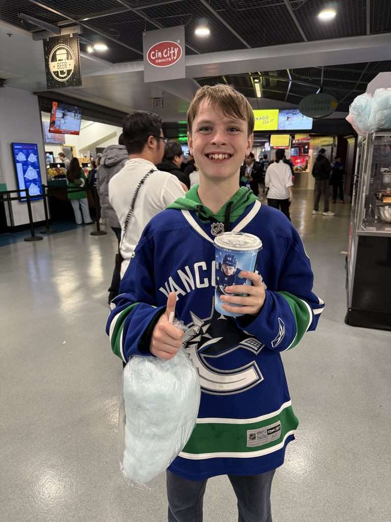 Vancouver canucks souvenir jersey