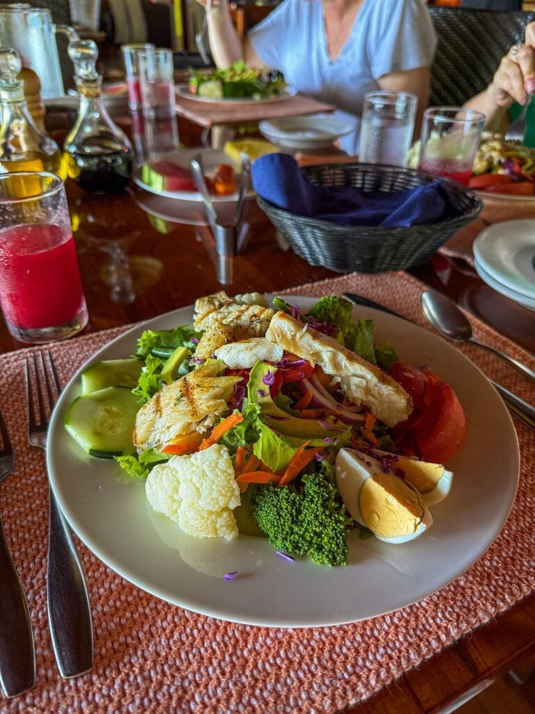 La paloma lodge meals included